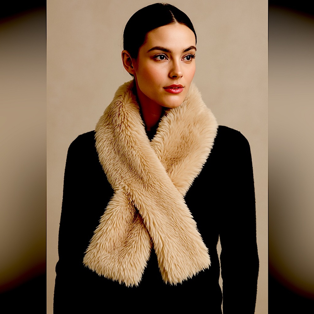 Luxurious Tan Faux Fur Scarf